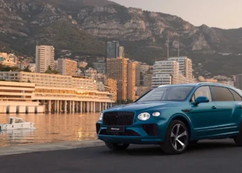 bentley bentayga azure riviera