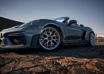 porsche ortadan bijonlu jantlı modeller