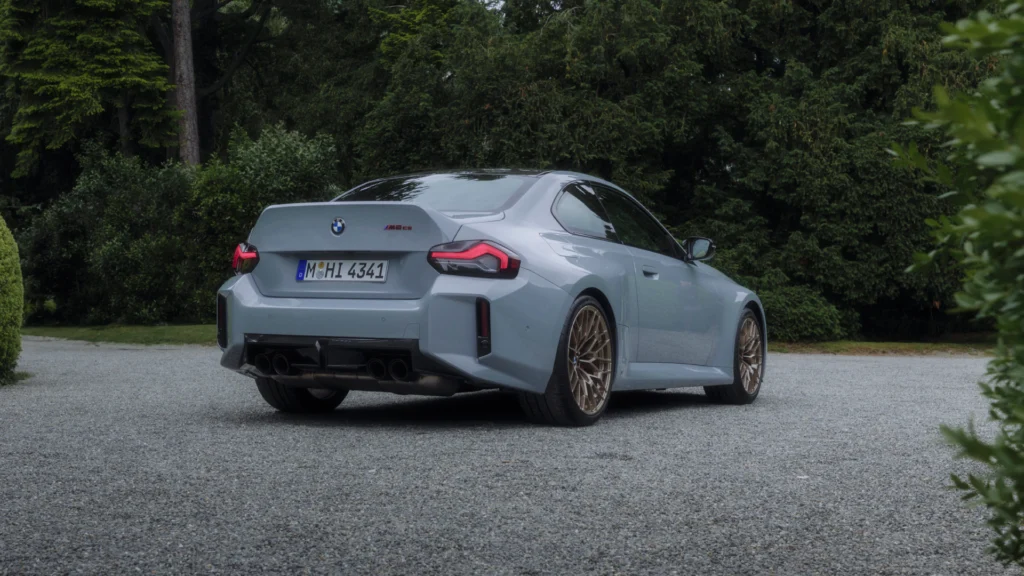 yeni bmw m2 cs